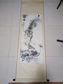 著名画家 : 张志斌  国画精品（雄风）92年作 原装原裱立轴  画心尺寸 130x54厘米   保真