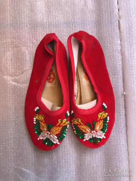 六七十年代 精美小紅鞋一雙 22062723