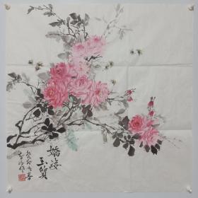 “月季花王子”李老师国画作品四尺斗方字画书画写意花鸟画精品  师从岭南画派张丽常“张玫瑰”   鹤山市美协会员   画家自幼学习书画，功底深厚，积极参加赛展，是一位有潜力的青年画家。