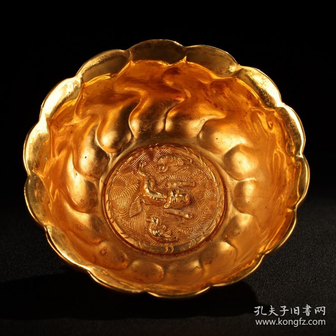 纯铜高浮雕鎏金碗品相保存完好做工精细造型独特别致420克长6厘米宽