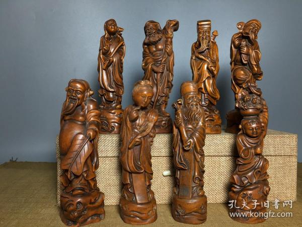 黄杨木雕[八仙过海]摆件一套,单个高14厘米,单个宽3.5厘米,重650克
