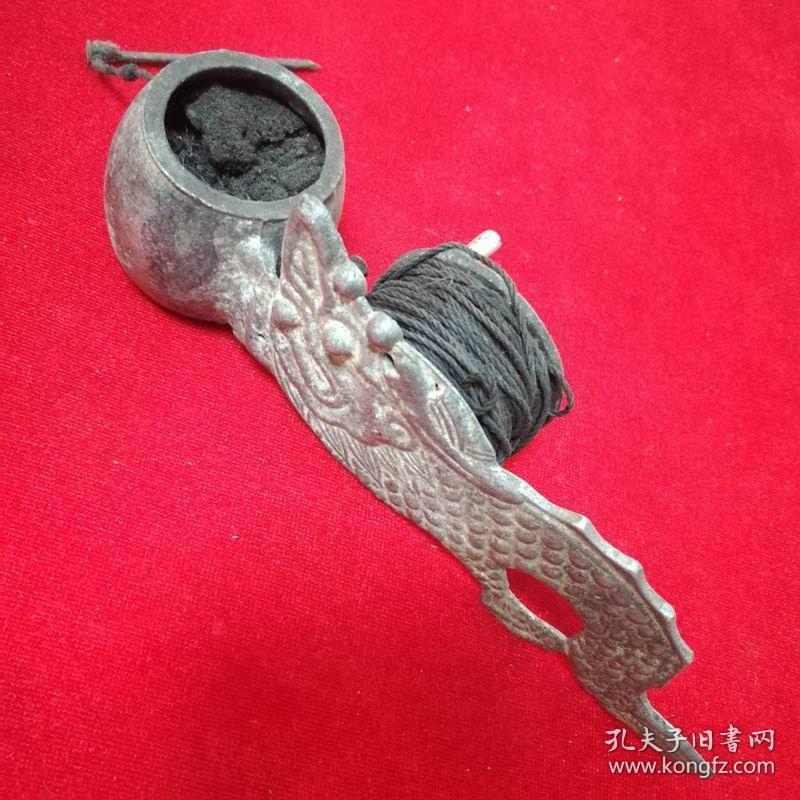 龙型图案铝制老墨斗,具体见图