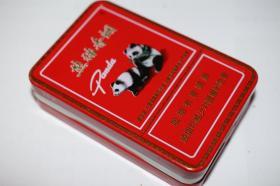 《熊猫香烟》铁盒 由新加坡烟草总公司专卖 烟标