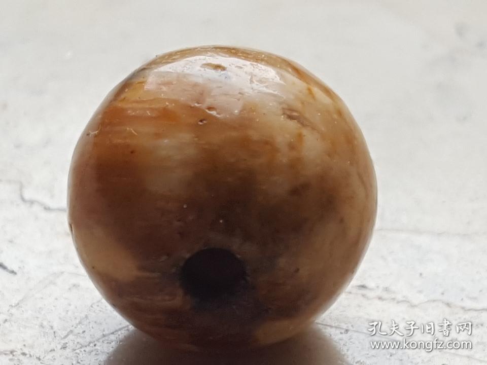 旧藏很久邦迪克天珠油润玉化罕见木化石园珠