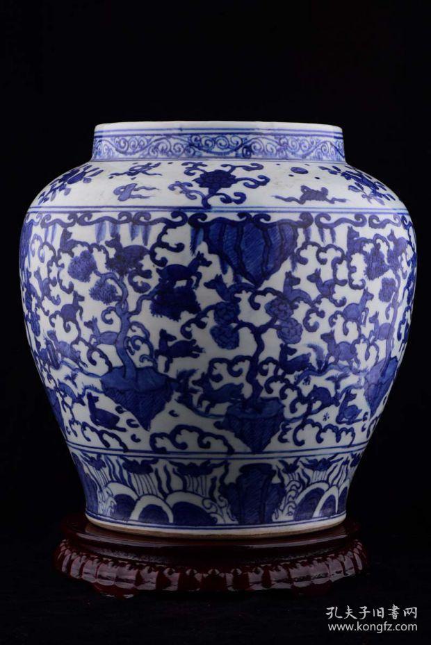明万历官窑青花百鹿图纹大罐2400高3330厘米