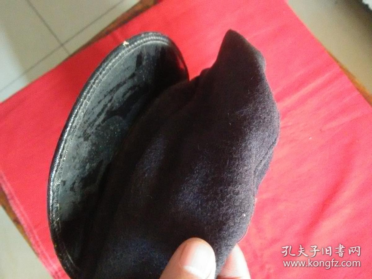 民国时期呢质制式学生大檐帽照片颜色有点浅实际藏品颜色深蓝色