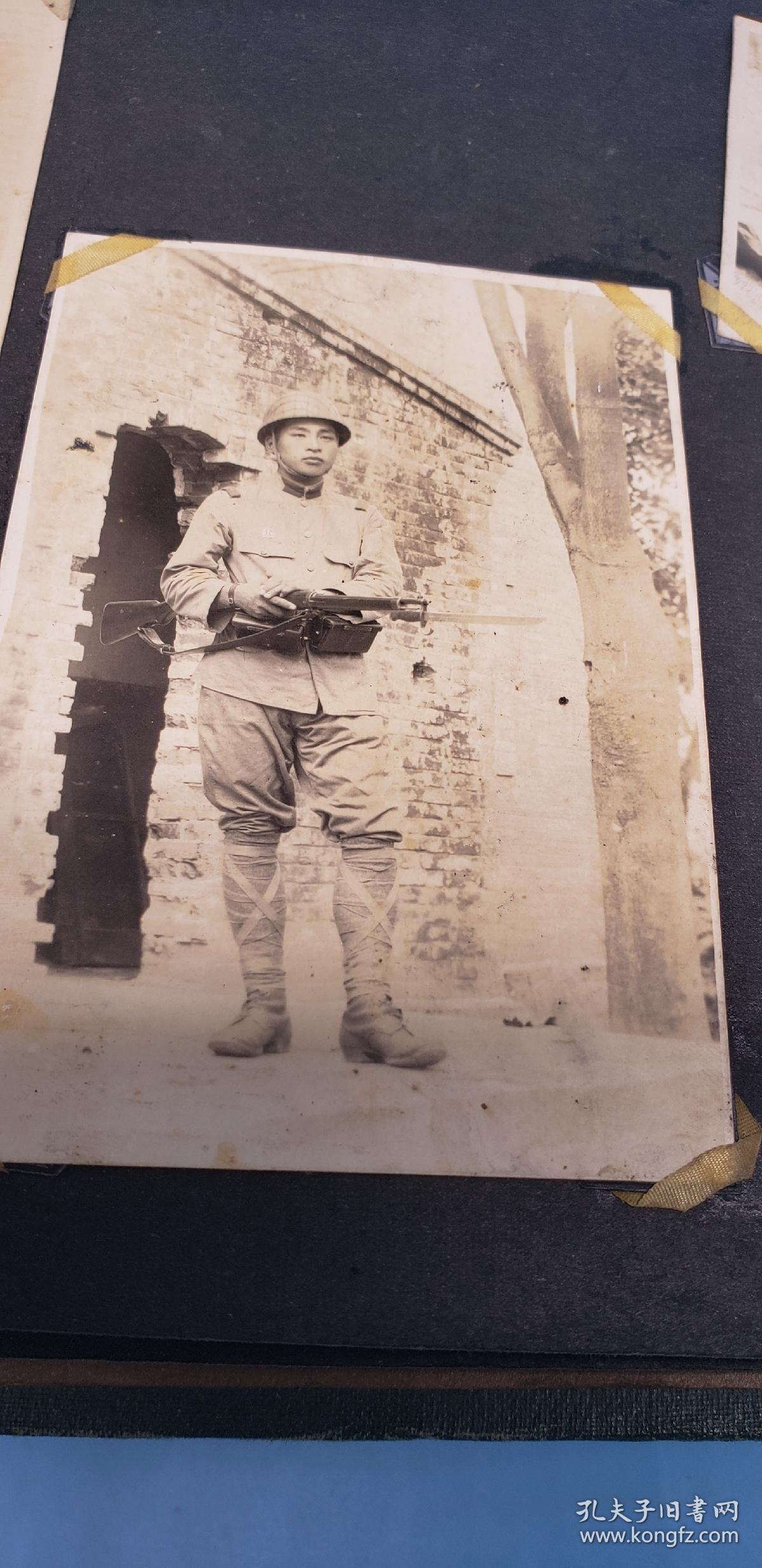 民国日军侵华日占苏州老照片原装一册品好一有五十张相片品好