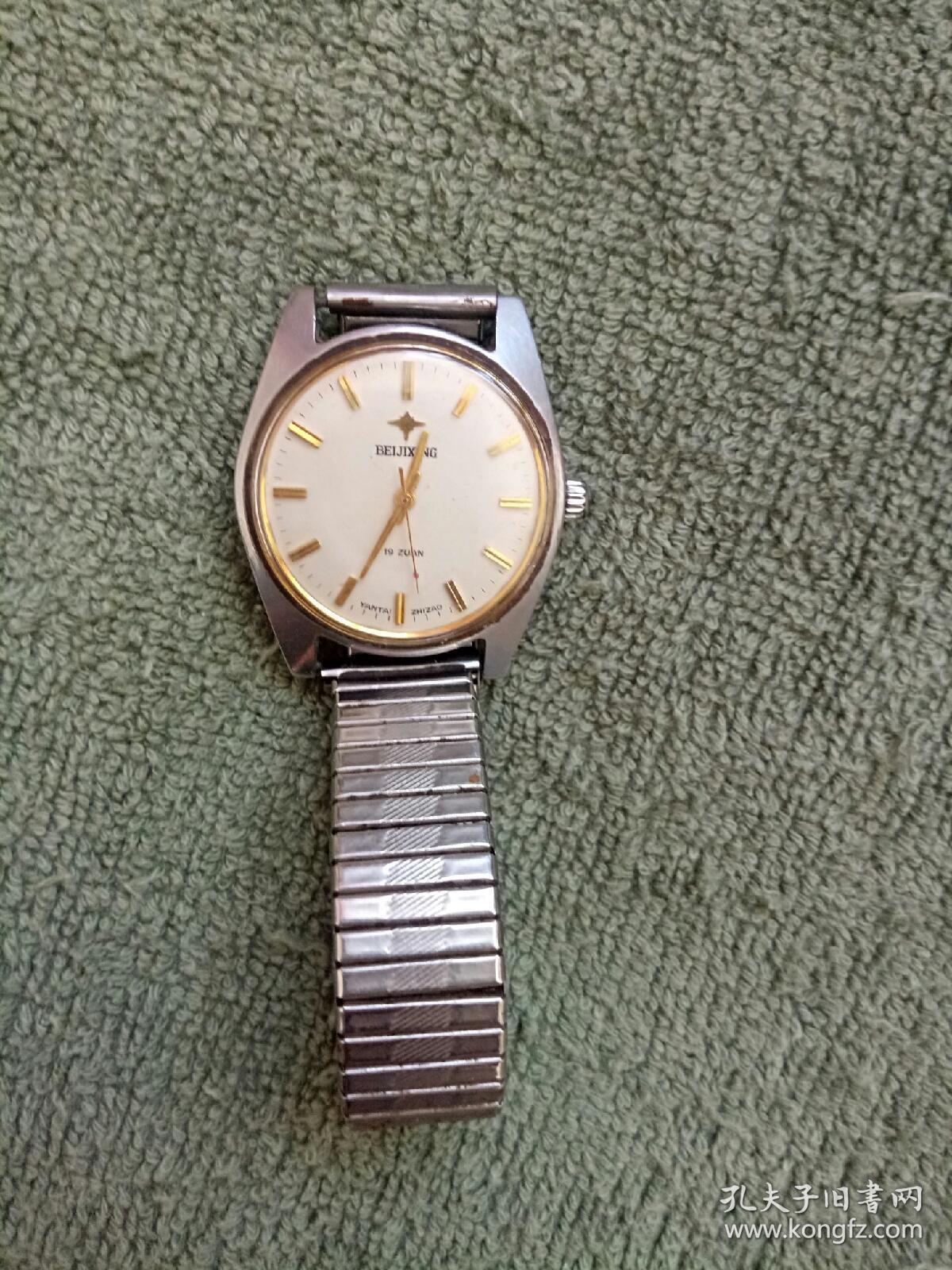 北极星机械手表(19钻)