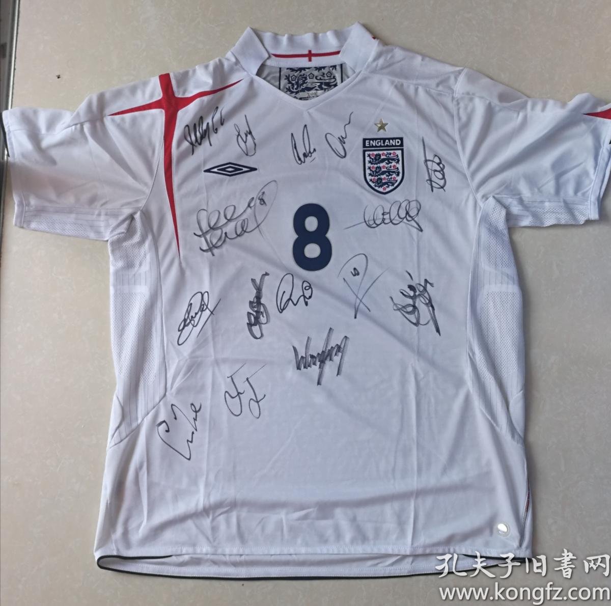 卡卡球衣在哪买 卡卡签名的球衣,你有吗?他有·潇湘晨报数字报刊