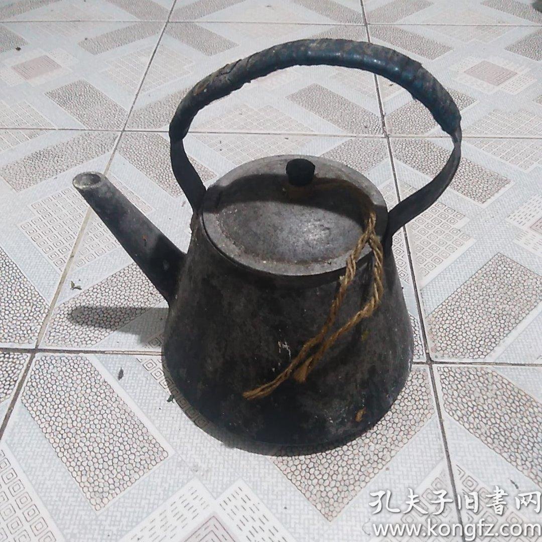 民国铝制老烧水,煮壶民国生铝【翻砂铸造】的烧煮水壶,造型精致流线型
