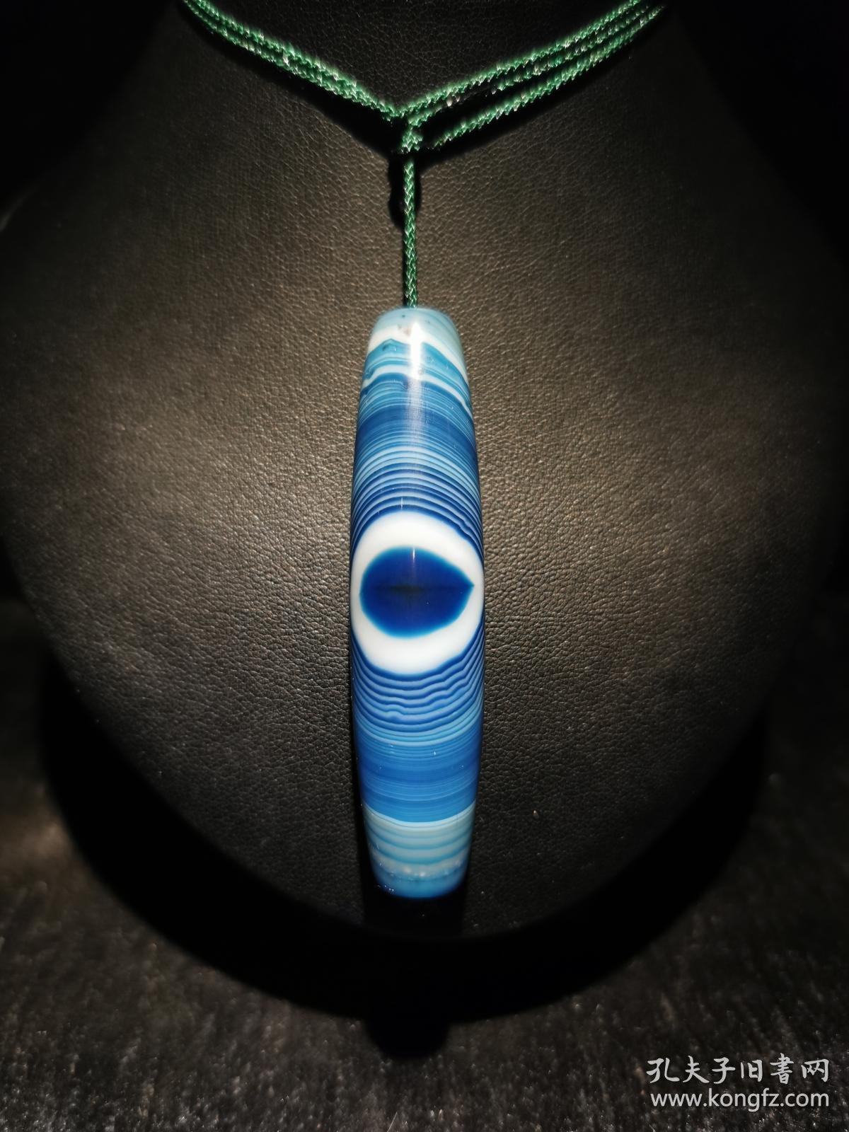 独一无二"夜色迷人"天然天眼天珠,蓝玛瑙玉髓天珠,海洋色,正中心部位