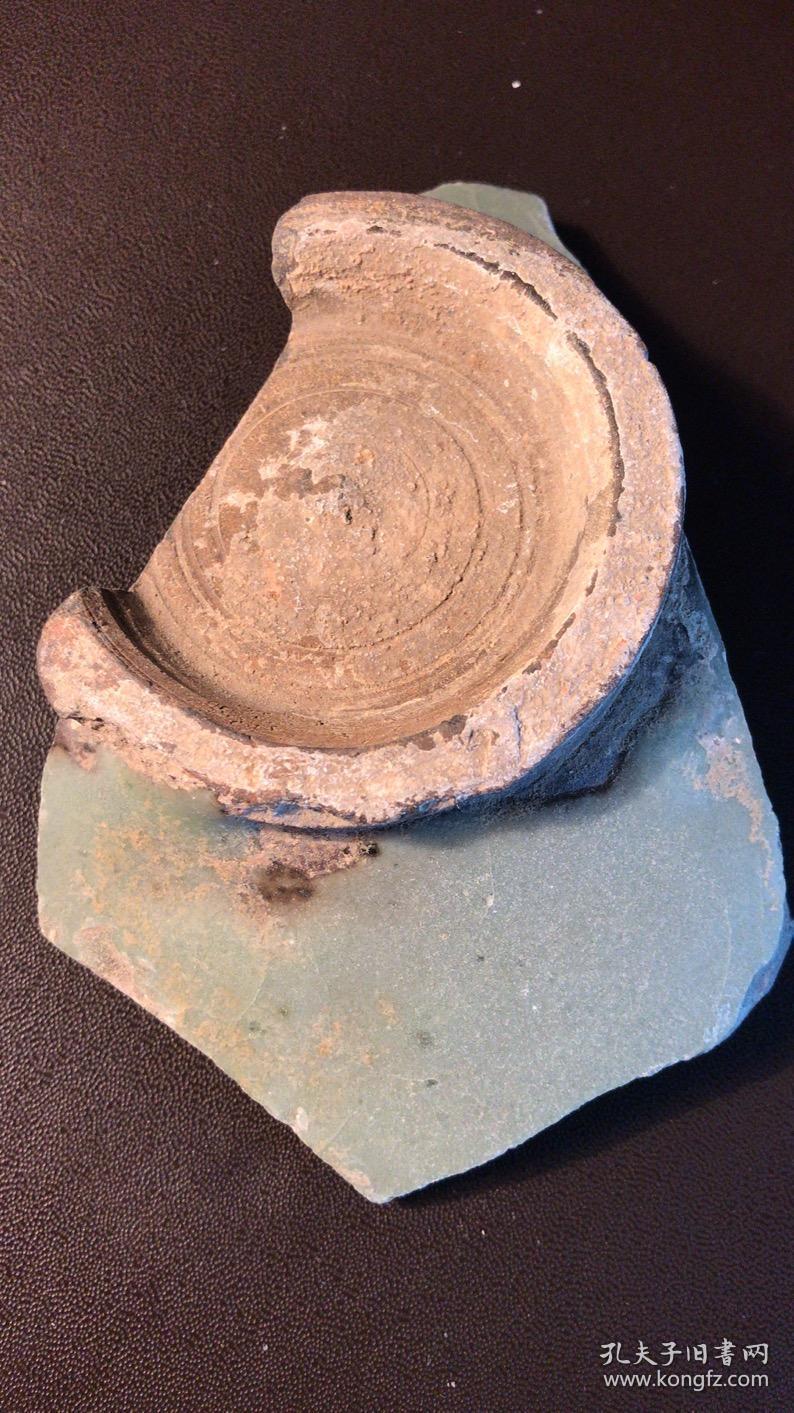 龙泉窑瓷片(8)----元代龙泉窑青釉碗底足瓷片(北京城区工地出土)