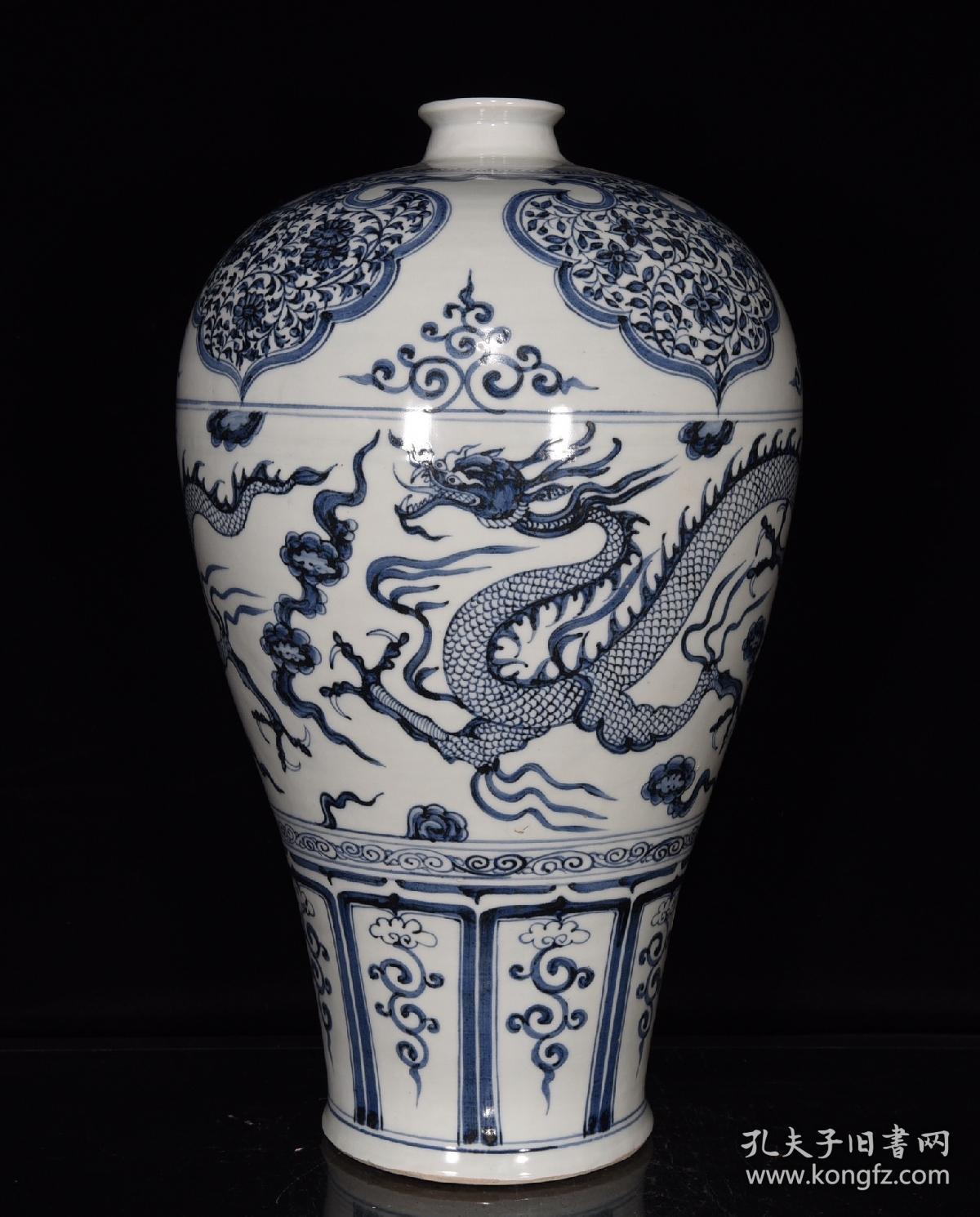 元代青花龙纹梅瓶