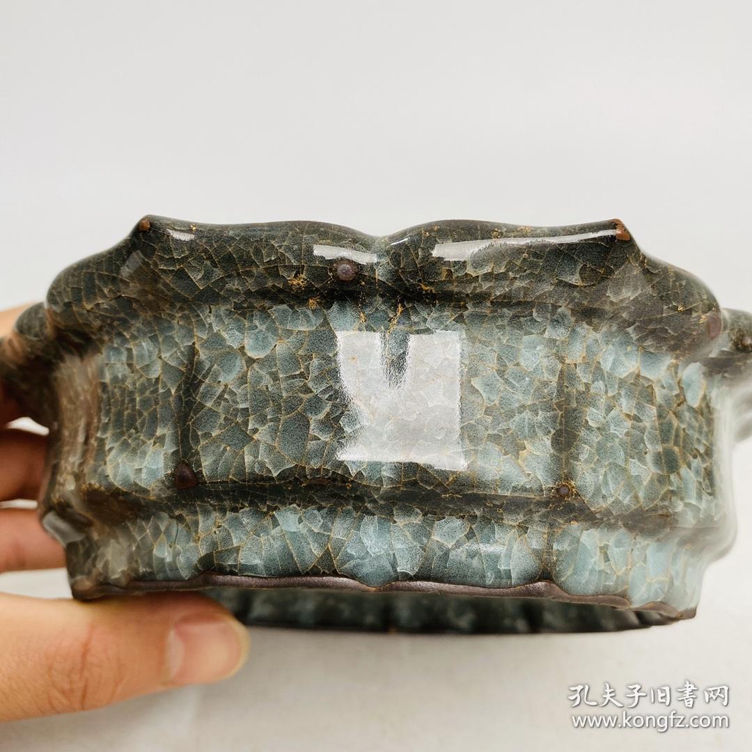 宋官瓷冰片笔洗