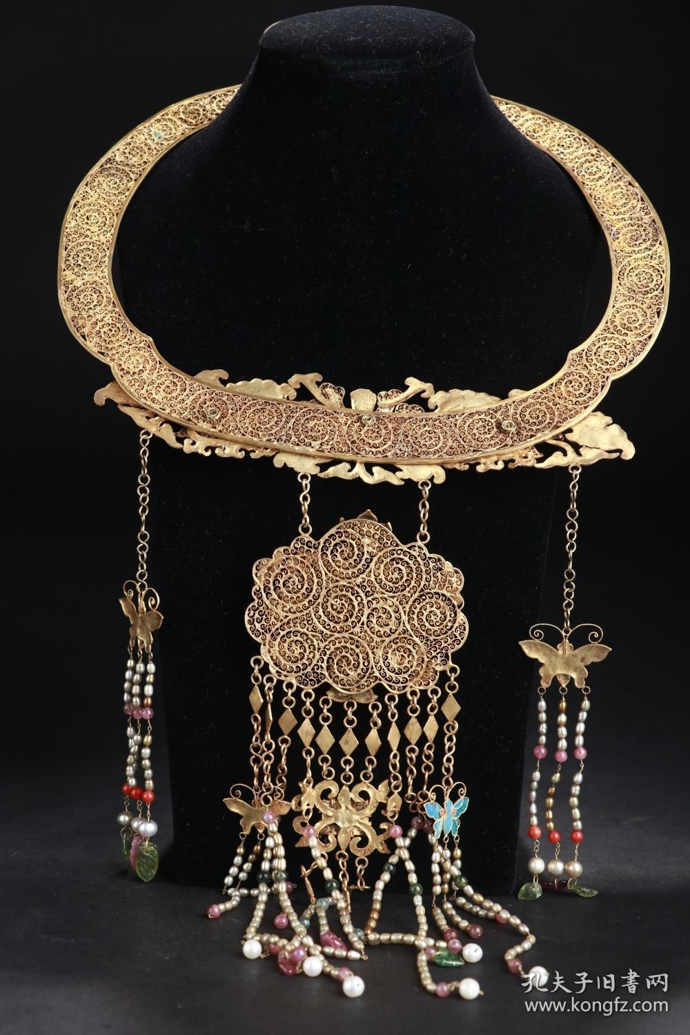 清代:银鎏金累丝点翠花卉纹项圈