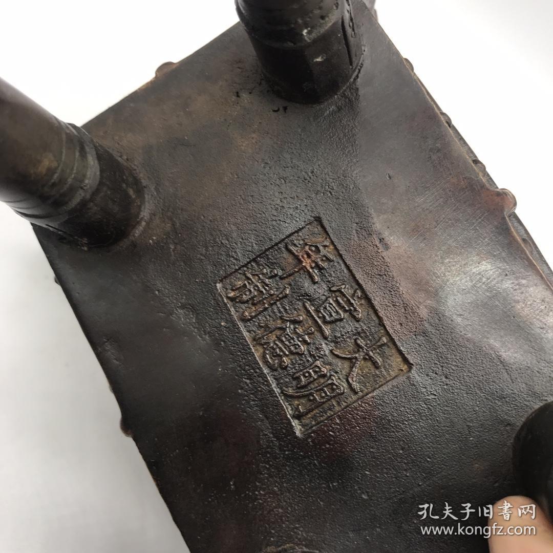 古玩铜器收藏,香炉.工艺精湛 材质:黑铜系列 产品规格 重量 如下图_孔