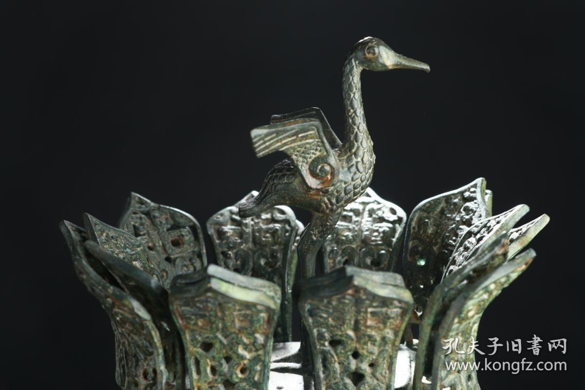 东周:青铜莲鹤方壶