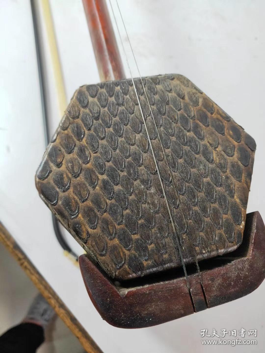 红木拉弦乐器二胡.