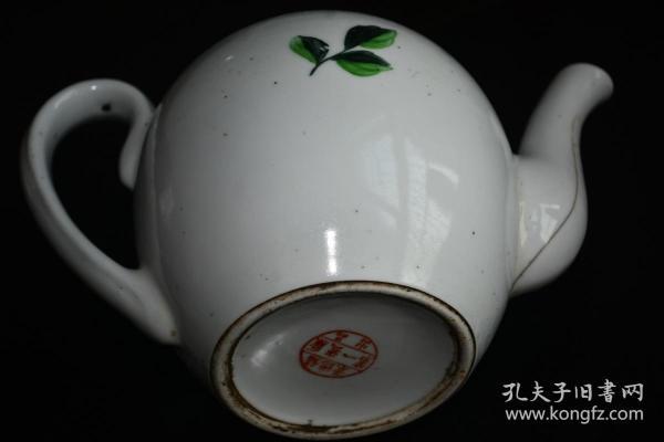 景德镇第一瓷厂茶壶图片