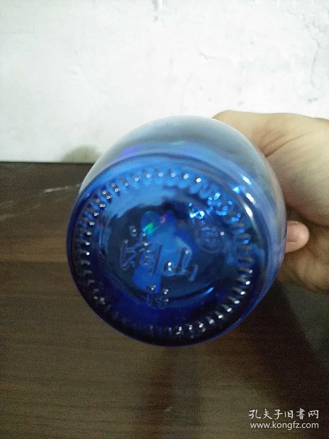 酒瓶:湘山小酒瓶100ml蓝瓶