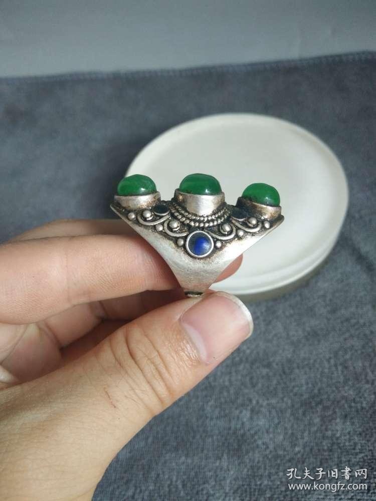 清代足银冰种三面翡翠戒指