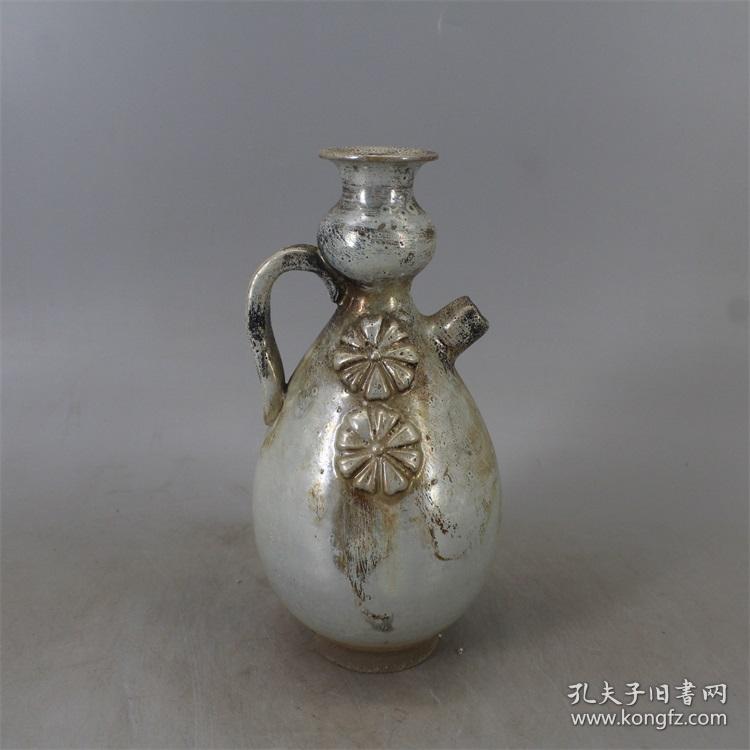 唐代银光窑金银釉堆花执壶