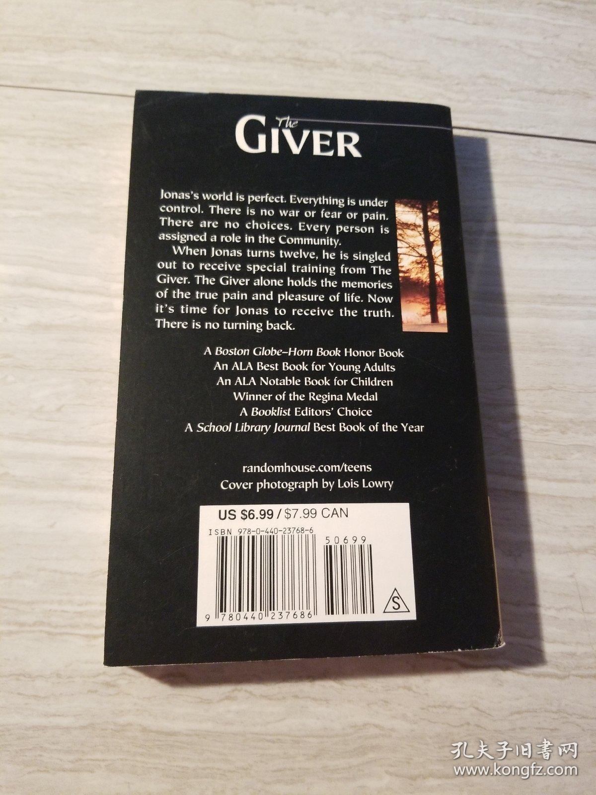 the giver(赐予者,英文原版)