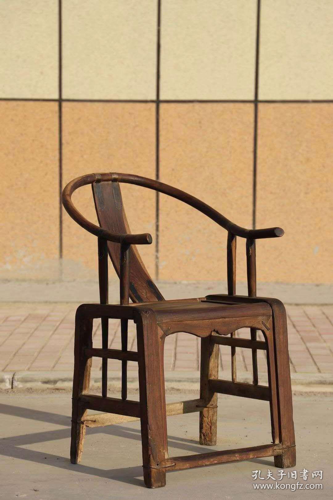明代圈椅,桑木,包浆浓厚,木质红润,牢固结实,主要是坐起来非常舒服