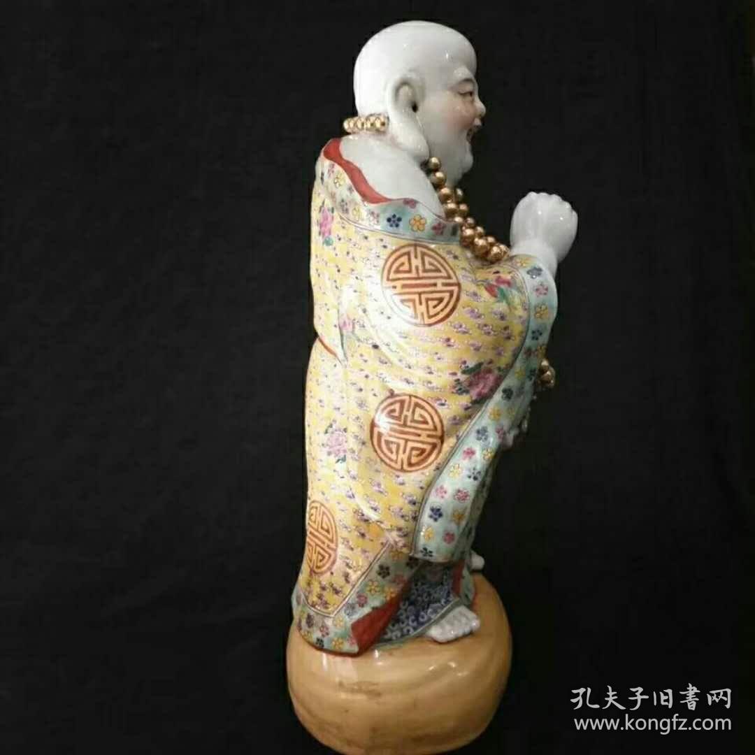 曾龙升 粉彩弥勒佛一尊