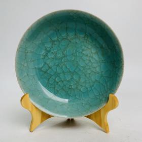 宋官窑冰裂纹瓷器特征图片
