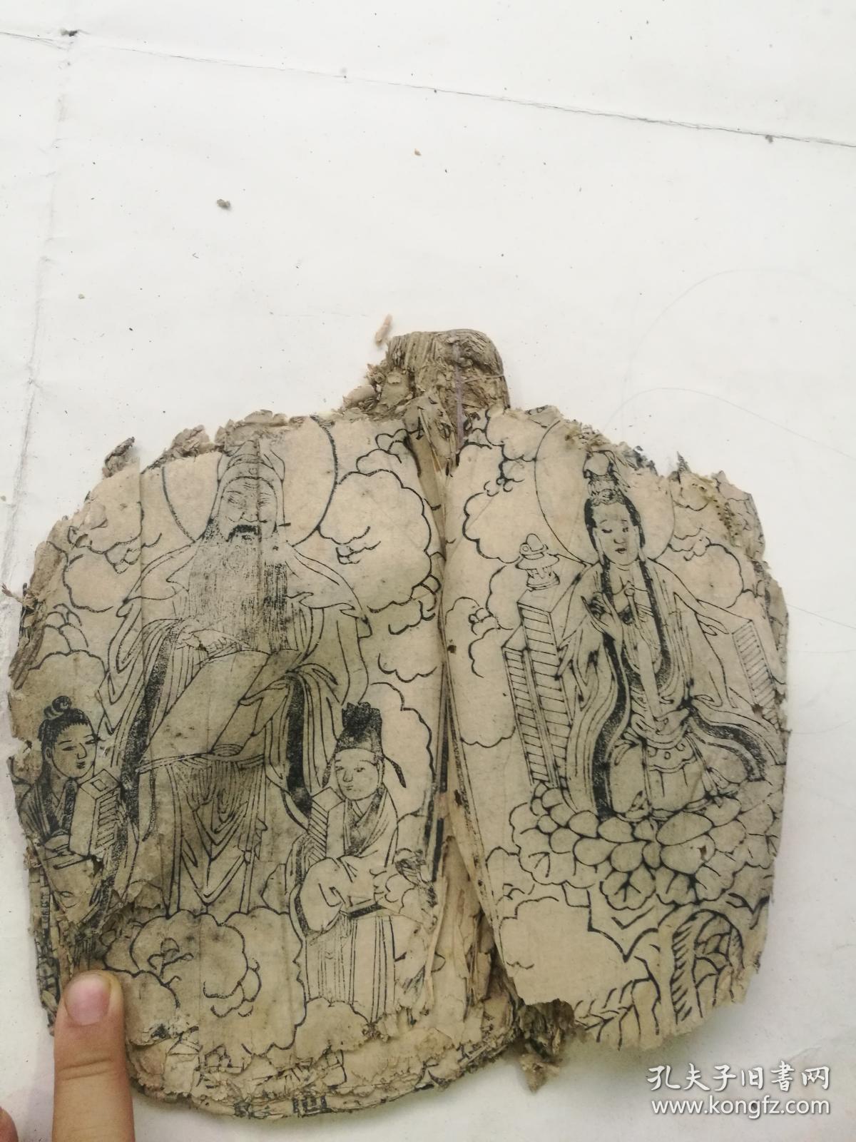 少见佛经,前面的木刻佛像图重新装裱的话好看