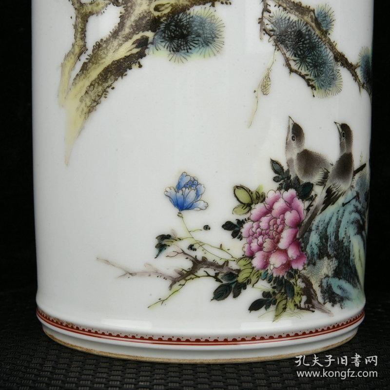 民国时期章仕保作粉彩花鸟纹笔筒