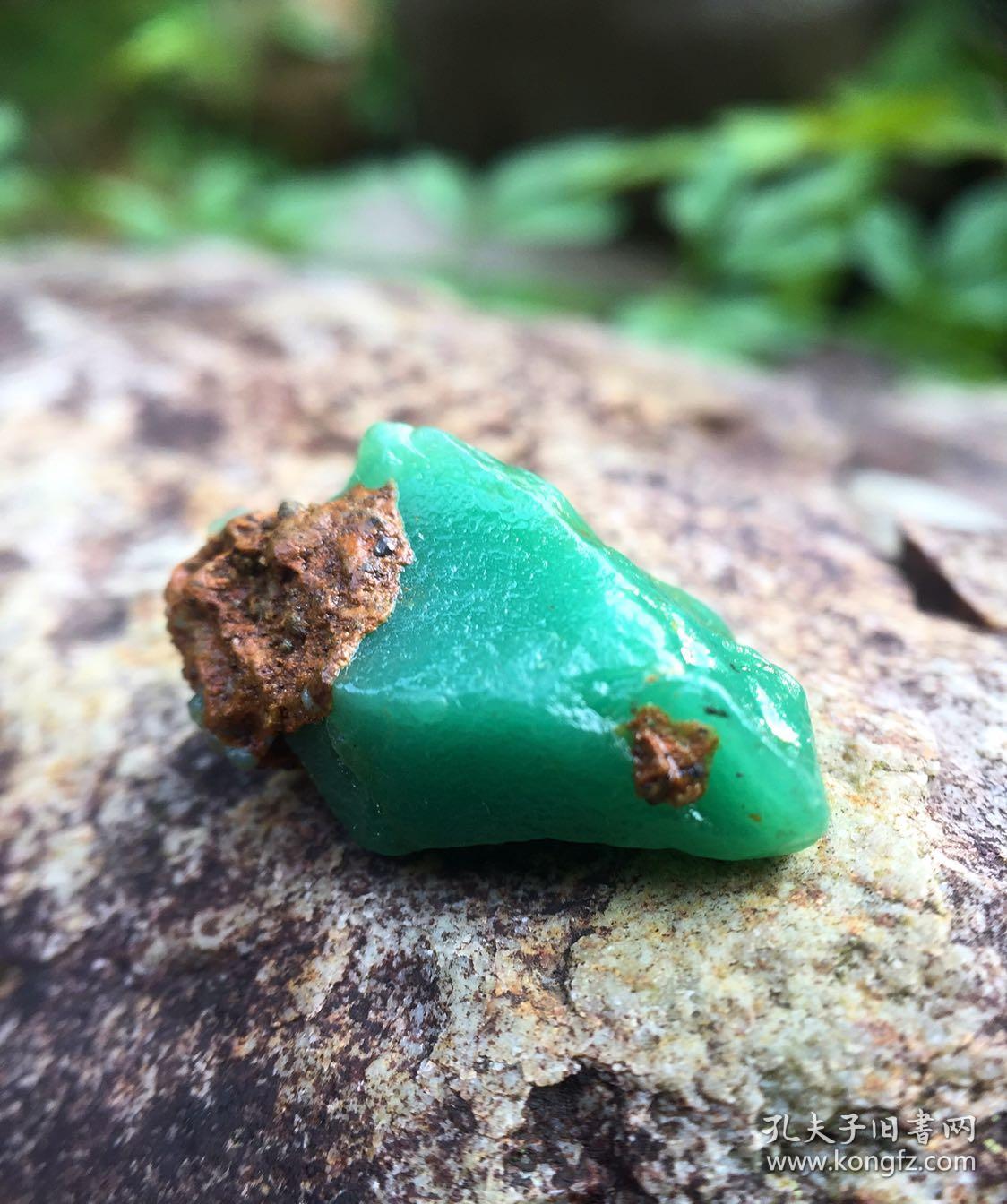 雅安绿白水河老料纯色三无