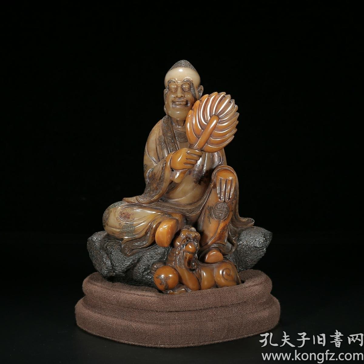 清代:【寿山石蒲扇罗汉摆件】