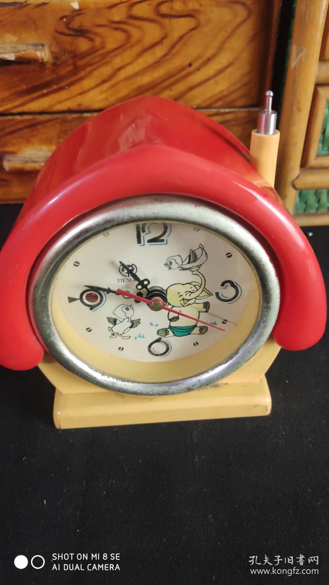 上世纪70-80年代铁锚牌老式闹钟民俗老物品时走时停配件品.