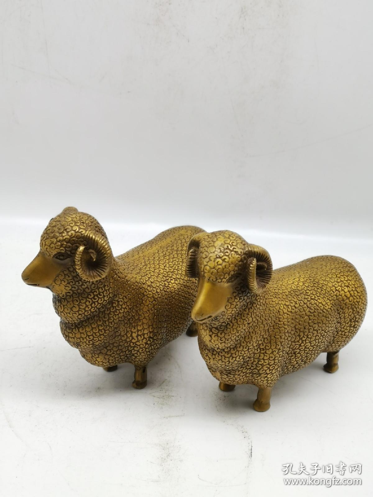 古玩铜器收藏,纯铜小绵羊,吉祥如意,喜气洋洋,招财纳福;一对
