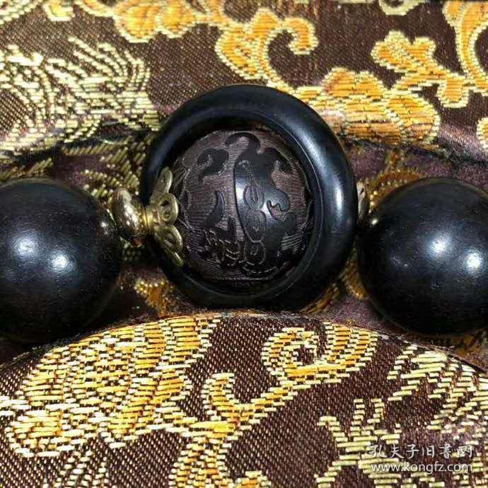 康熙年间小叶紫檀手持佛珠尺寸21毫米