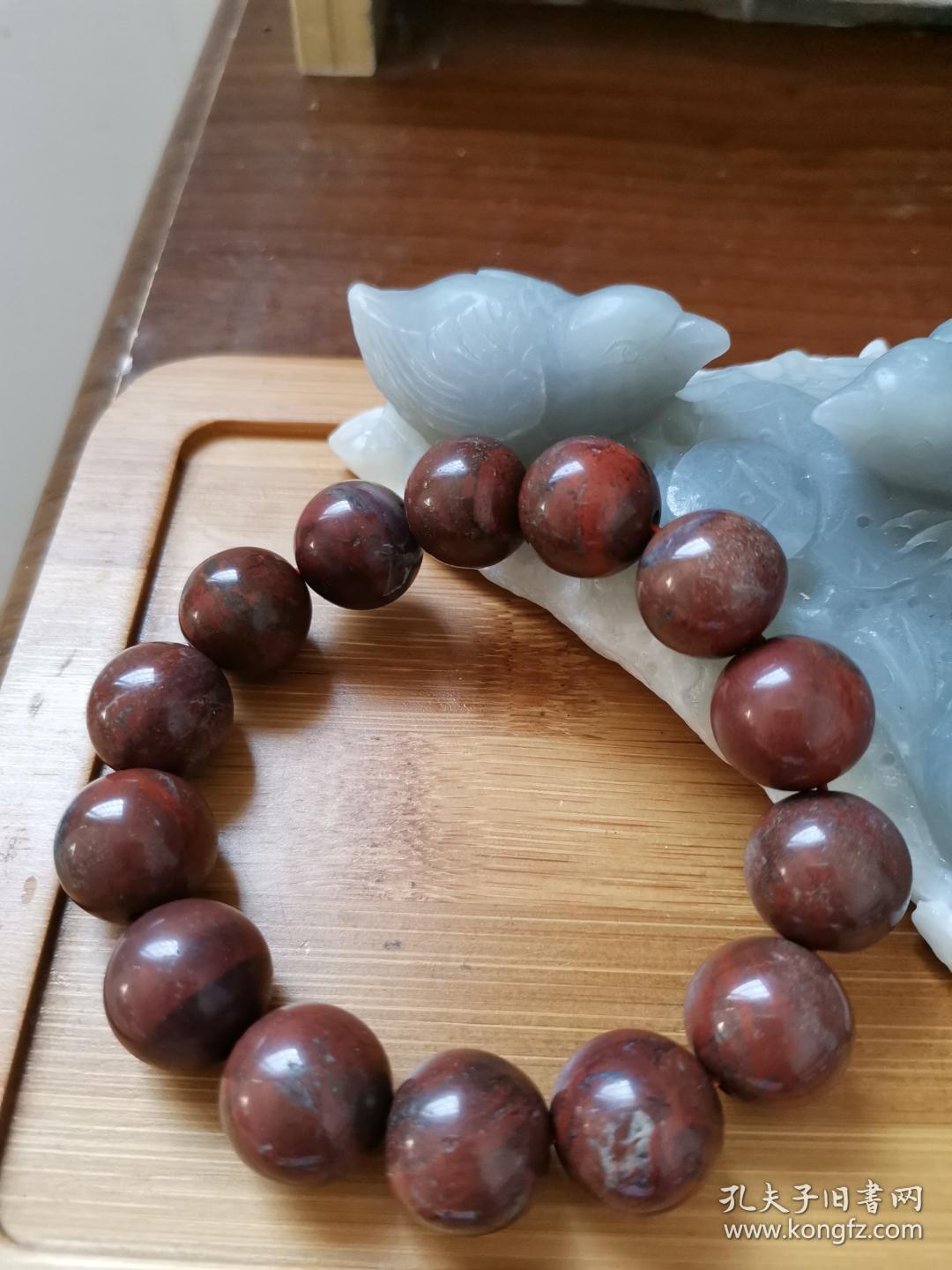民国时期朱砂原矿鸡肝石伴生矿手串颗颗莹润