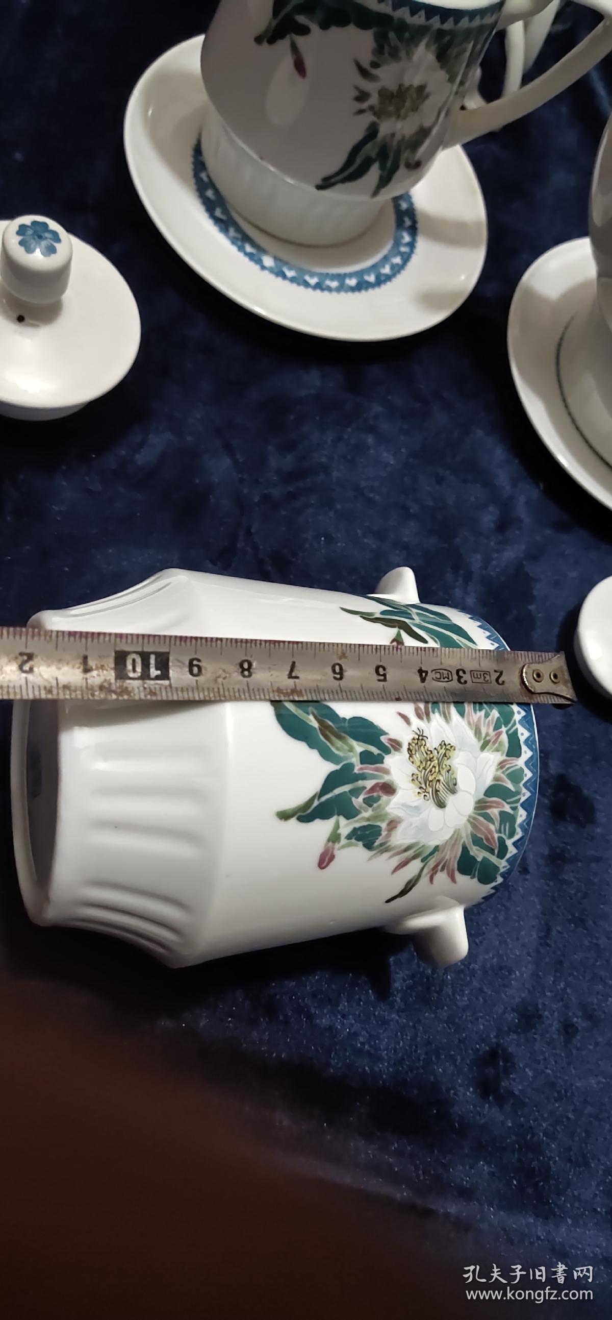 永胜瓷茶壶10件套.