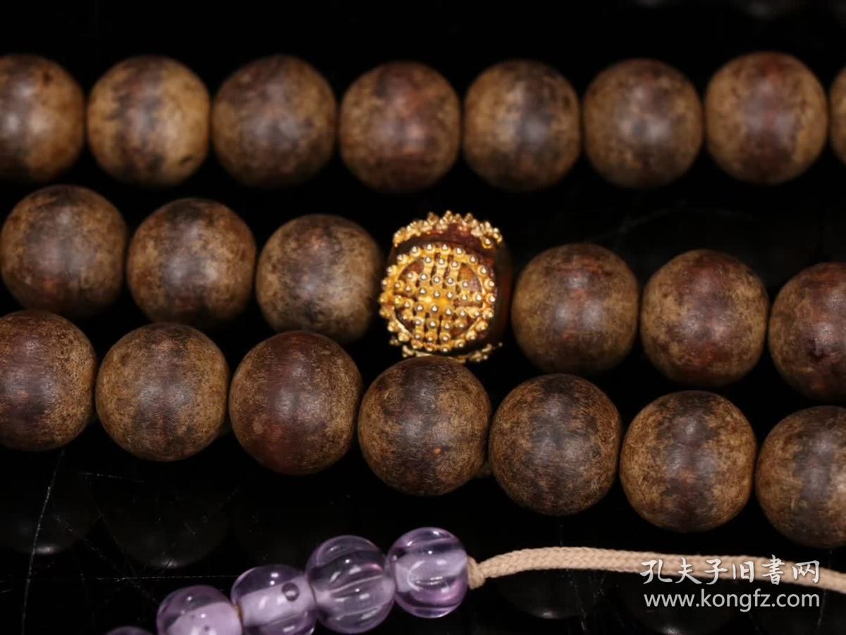 清代 老沉香108朝珠一挂.