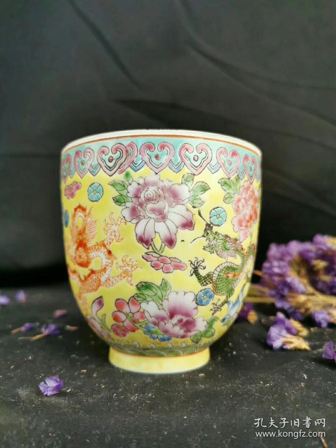 创汇期,手绘龙纹牡丹蛋壳瓷,瓷胎极薄 颇有吹弹可破