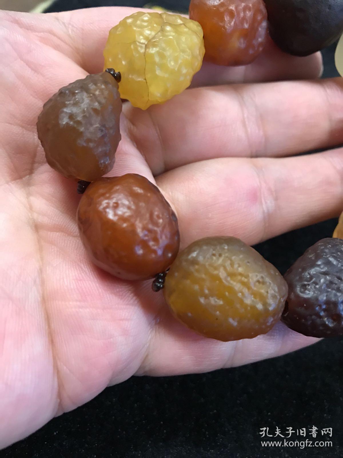 葡萄干玛瑙手串