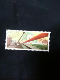 1977年，邮票一枚，图案吊车