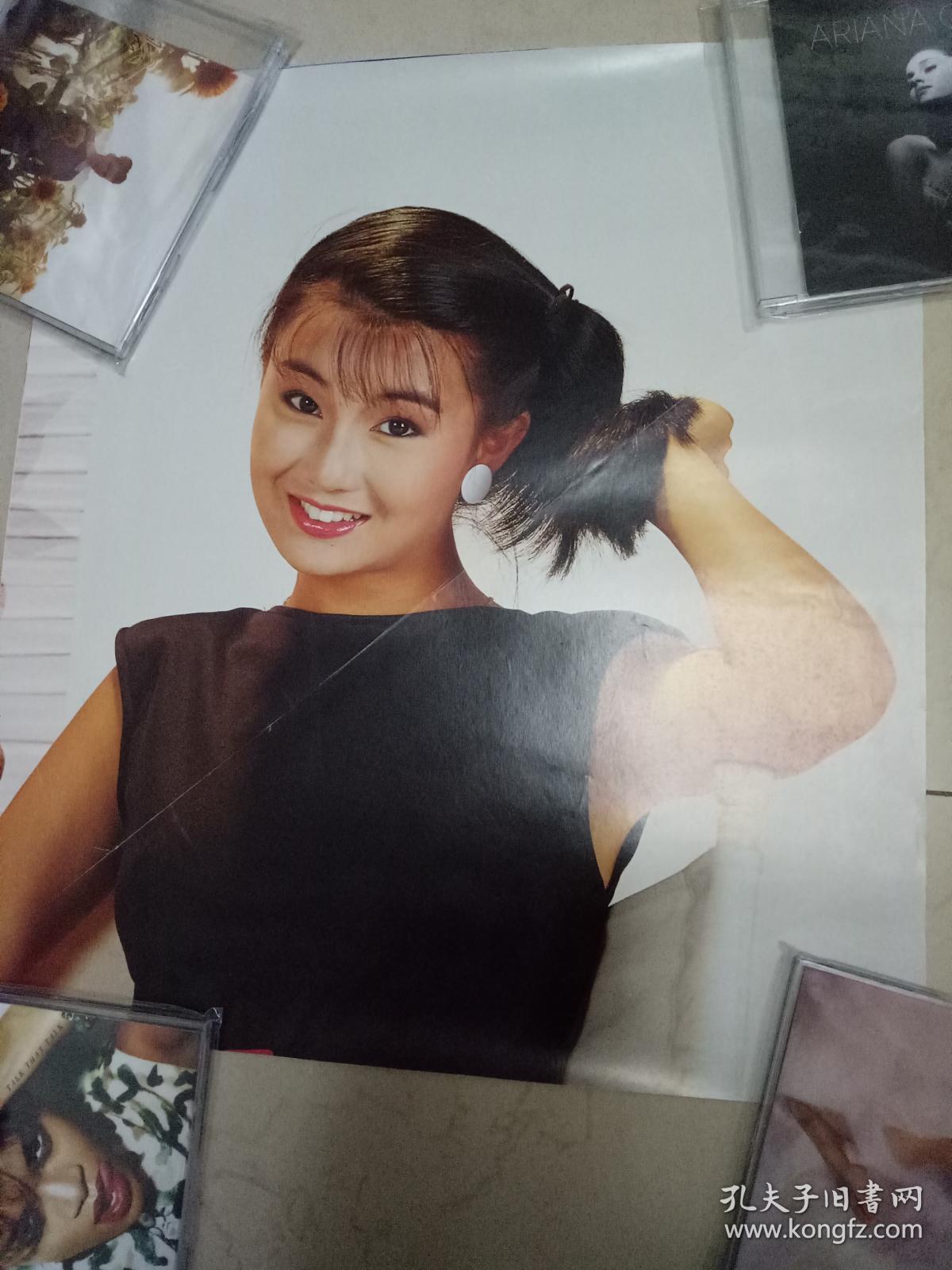 明星挂历 单张 张曼玉 (小张 有折痕瑕疵)