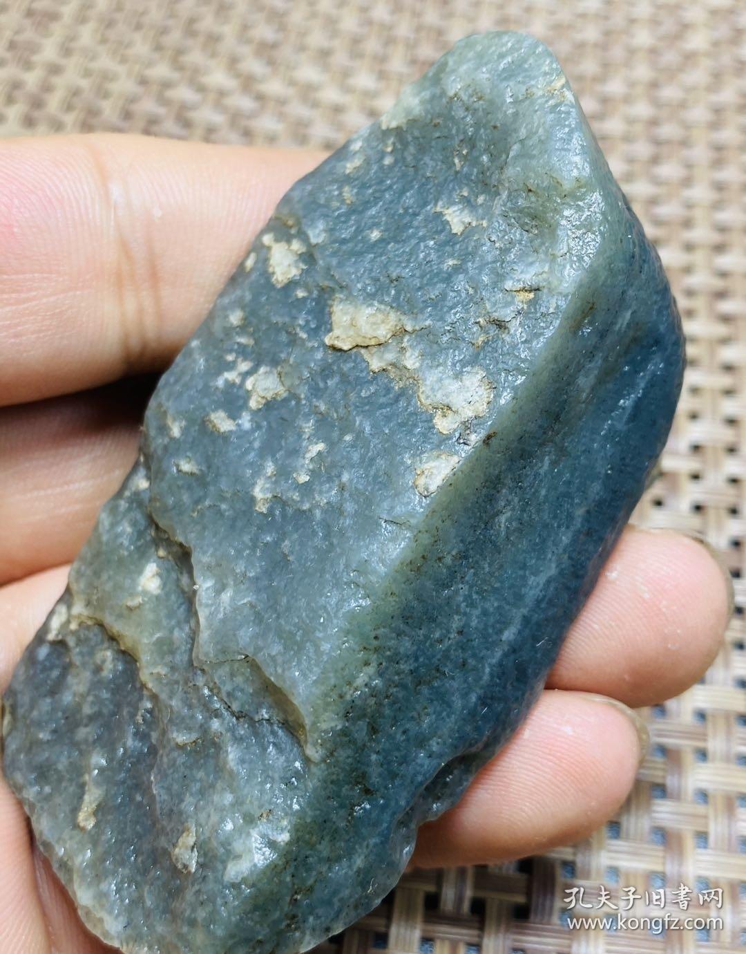 3782 和田玉 聚墨青花 戈壁料 原石 103克