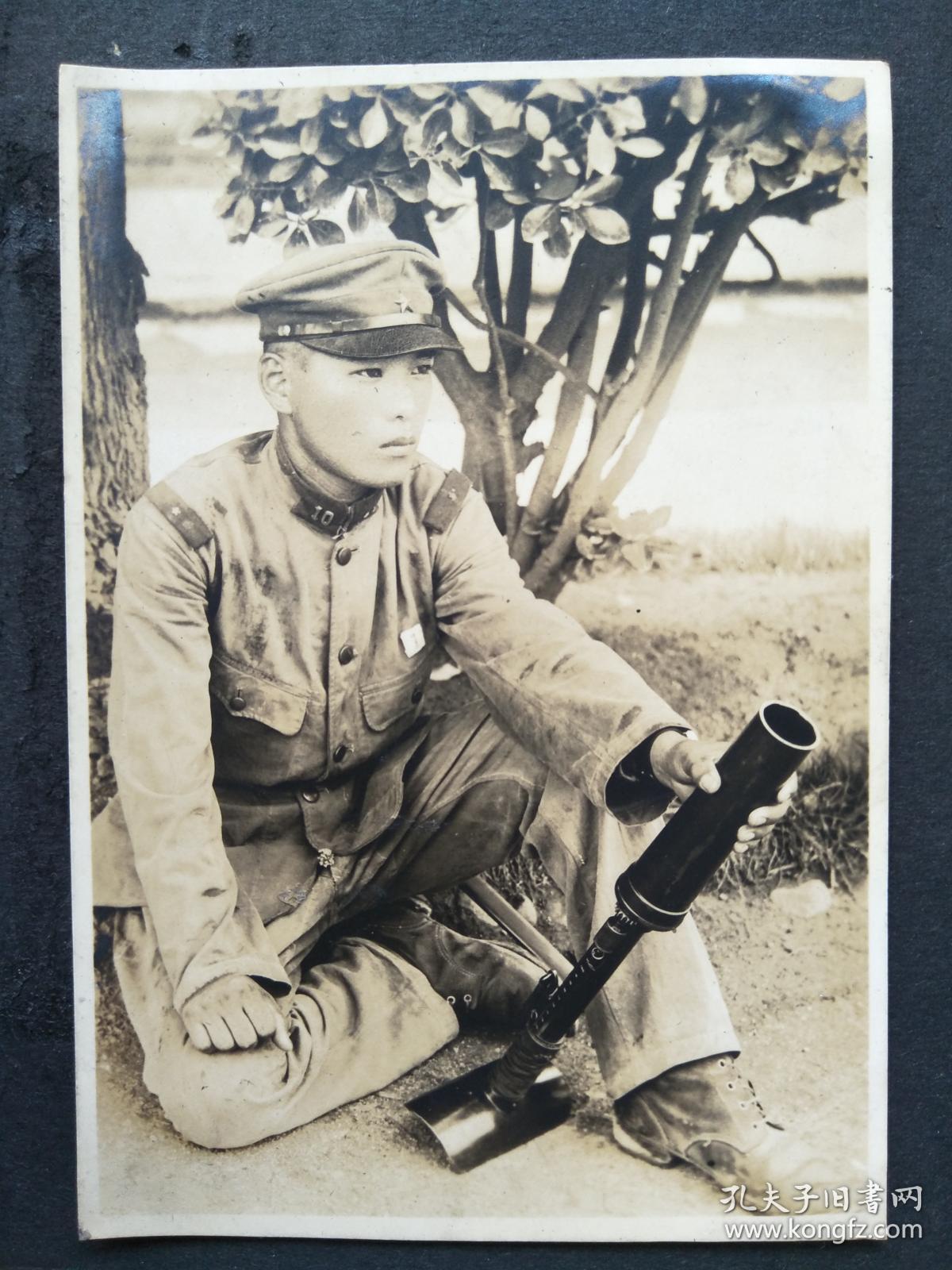 独立混成旅团人员装备情况:总计全师团约12800人,步兵团约8700人.