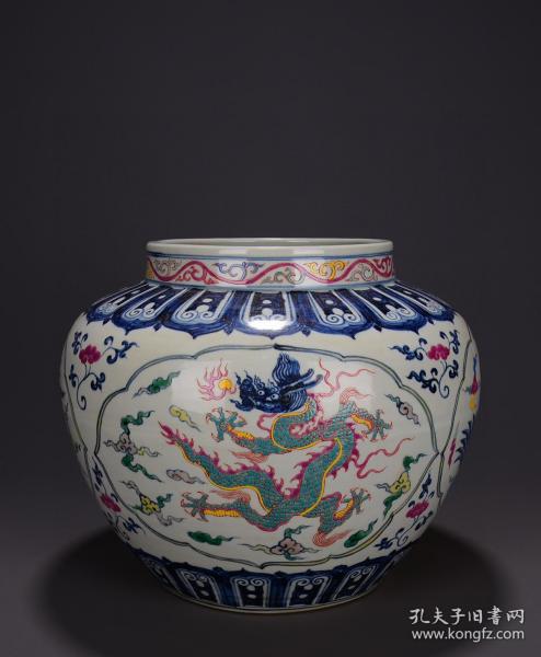 大明宣德年制青花开光五彩龙凤纹罐