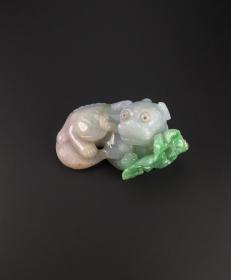 清中期-翡翠衔灵芝瑞兽镇纸-清乾隆翡翠手玩件文房雅玩物件