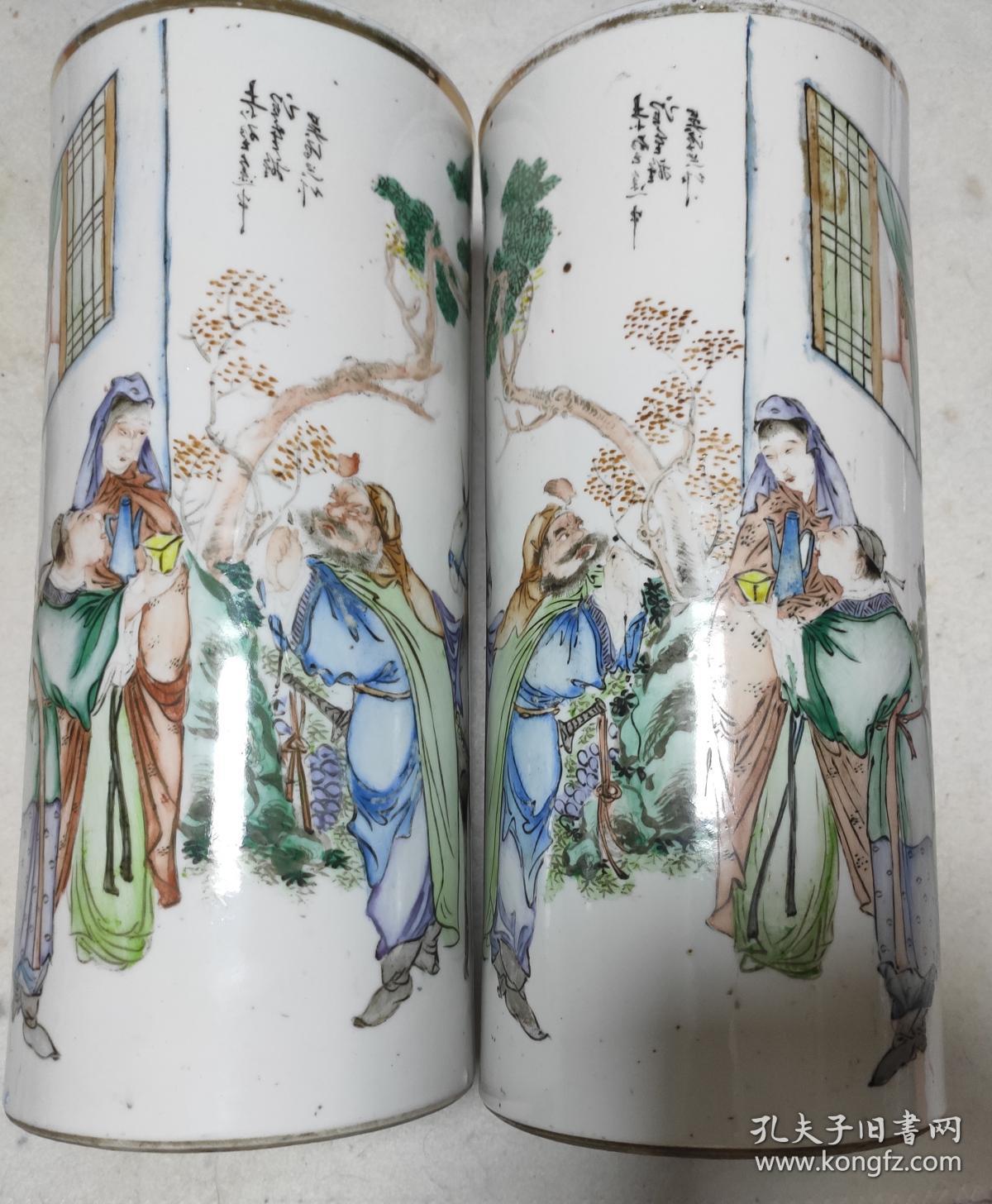 民国吴少峰浅绛人物帽筒一对