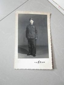 早期老照片相片：1974年军人照 桂林东方摄影